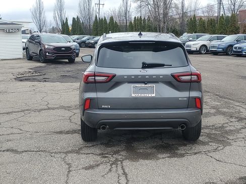 Used 2023 Ford Escape ST-Line Select w/ Tech Pack #2 AWD/4WD image 5