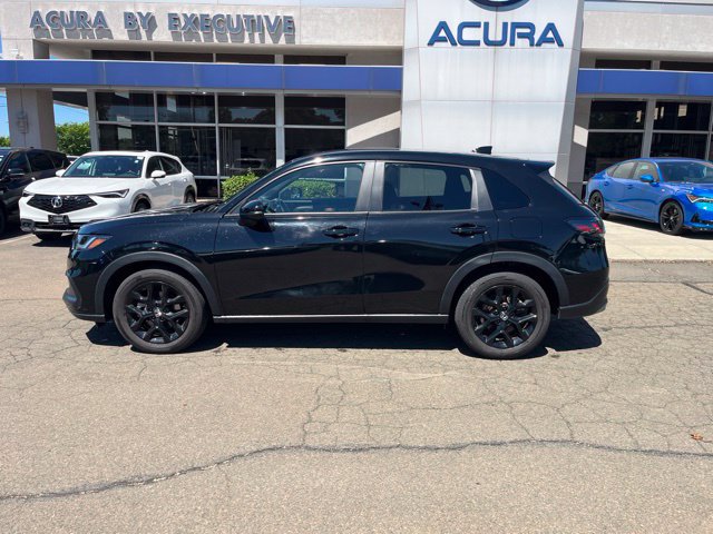 Used 2025 Honda HR-V Sport image 4