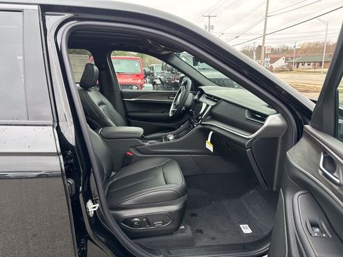 New 2026 Jeep Grand Cherokee Limited image 30