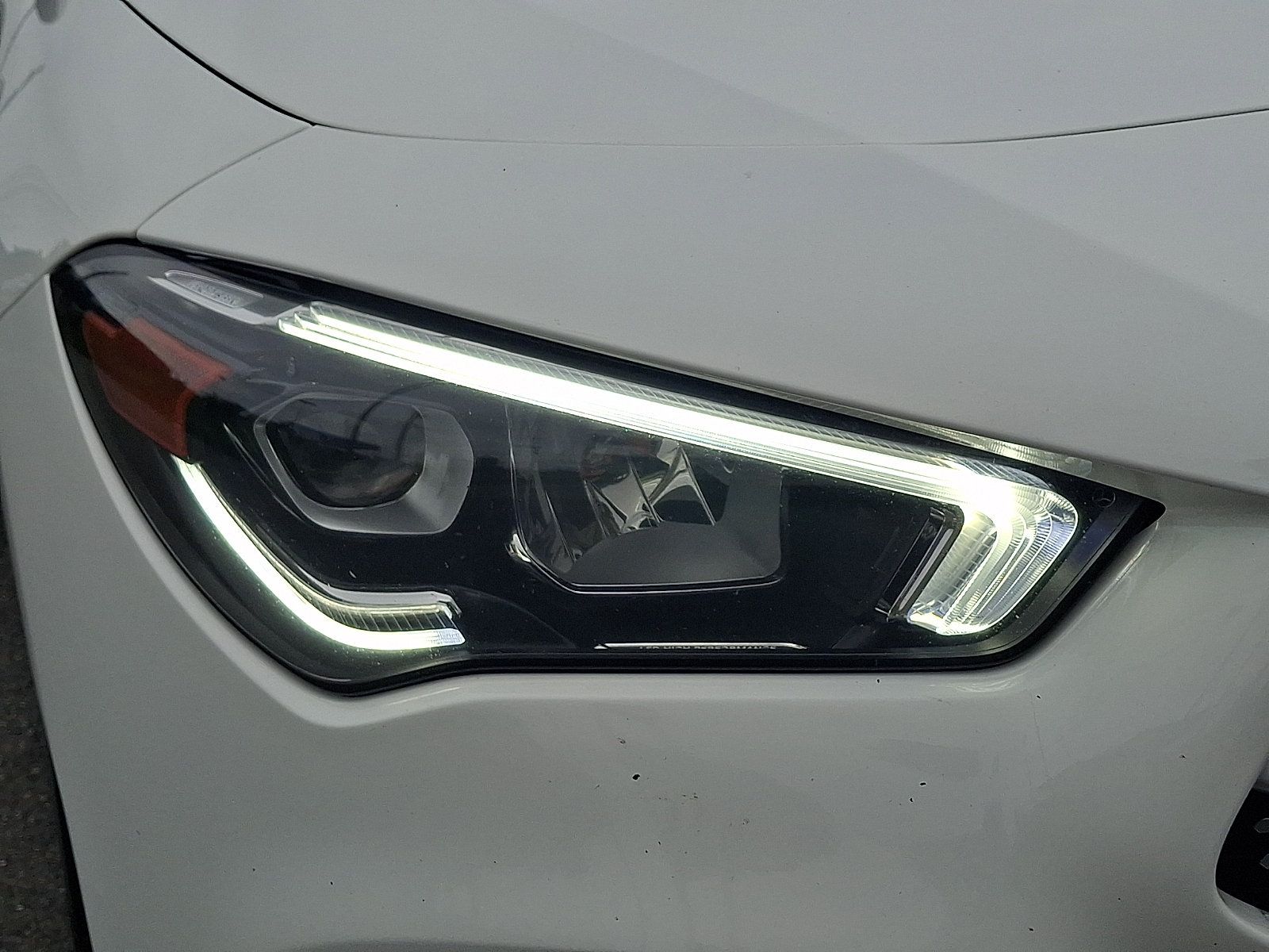 Used 2022 Mercedes-Benz CLA 250 4MATIC image 9
