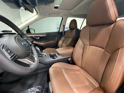 Certified 2025 Subaru Outback Touring XT w/ Tech Package 2 AWD/4WD image 11