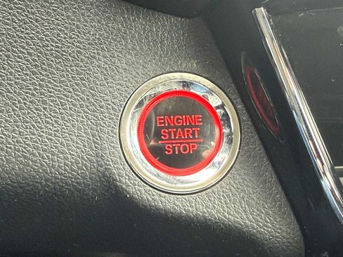 Used 2019 Honda HR-V EX image 27