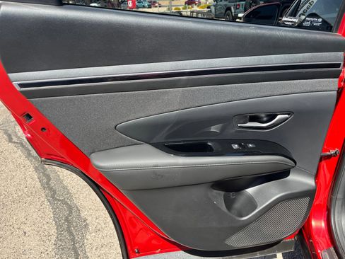 Used 2023 Hyundai Tucson Limited image 16