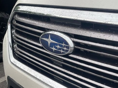 Used 2020 Subaru Ascent Premium w/ Convenience Package AWD/4WD image 4