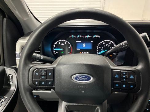 Used 2023 Ford F350 XL AWD/4WD image 14