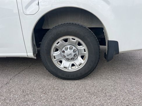 Used 2021 Nissan NV 2500 SV image 8