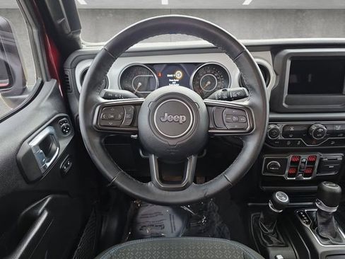 Used 2021 Jeep Wrangler Unlimited Islander image 21