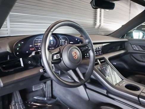 Certified 2024 Porsche Taycan image 4