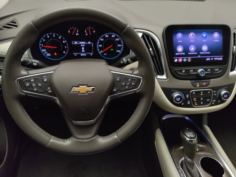 Used 2020 Chevrolet Malibu LT w/ Leather Package FWD image 22