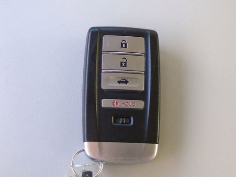 Used 2020 Acura RLX w/ Technology Package image 30