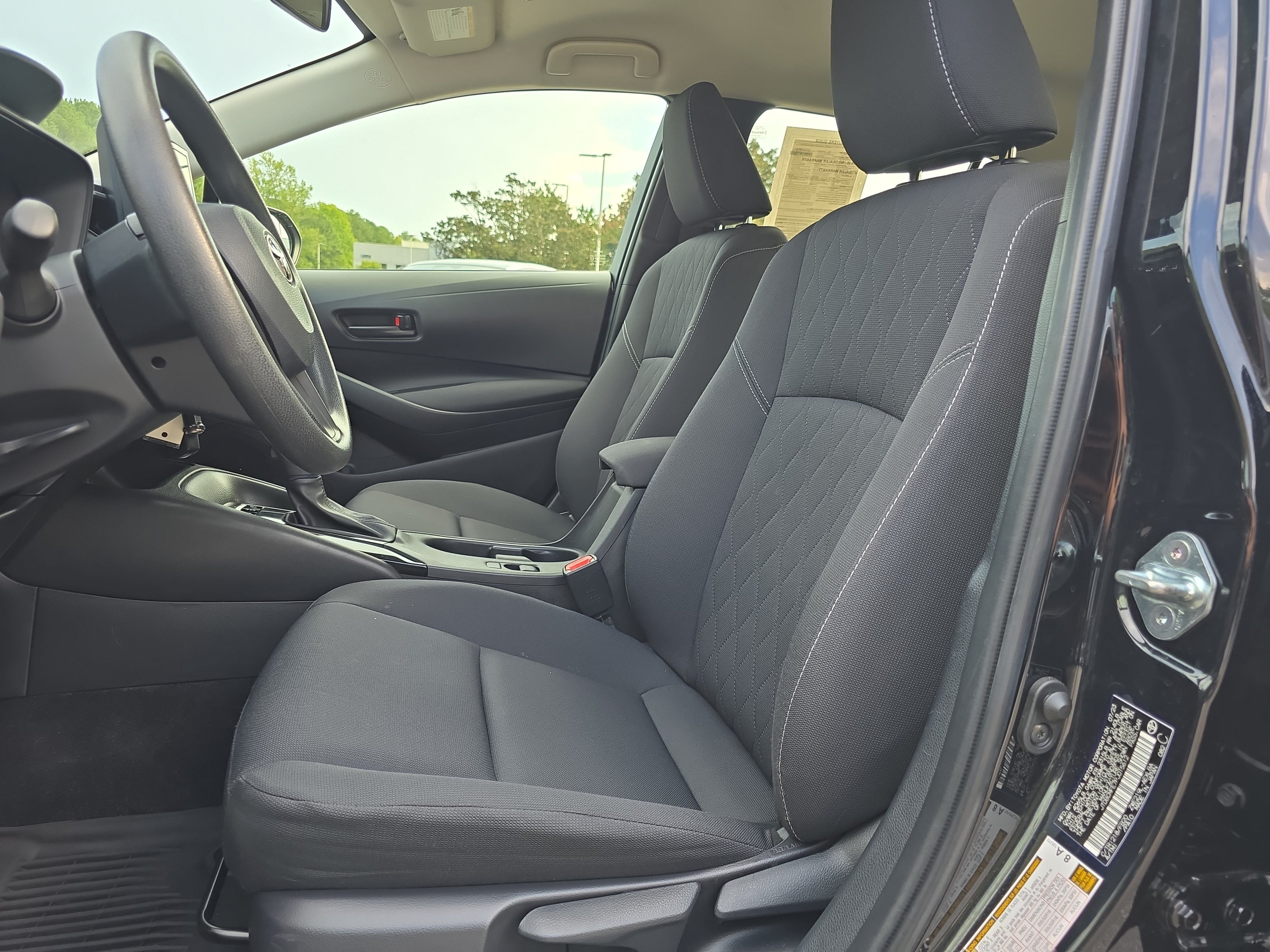 Used 2023 Toyota Corolla LE FWD image 14