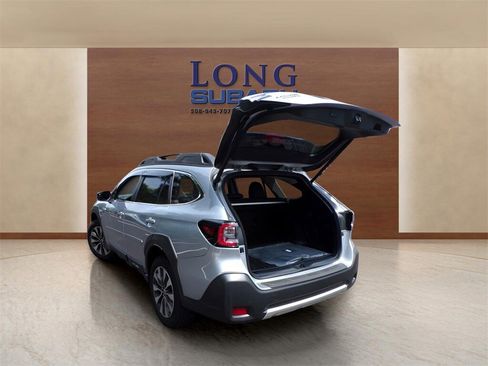 Certified 2025 Subaru Outback Limited image 13