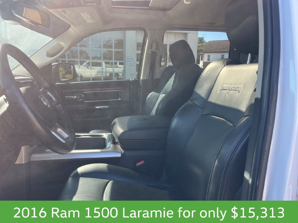 Used 2016 RAM 1500 Laramie w/ Convenience Group AWD/4WD image 30