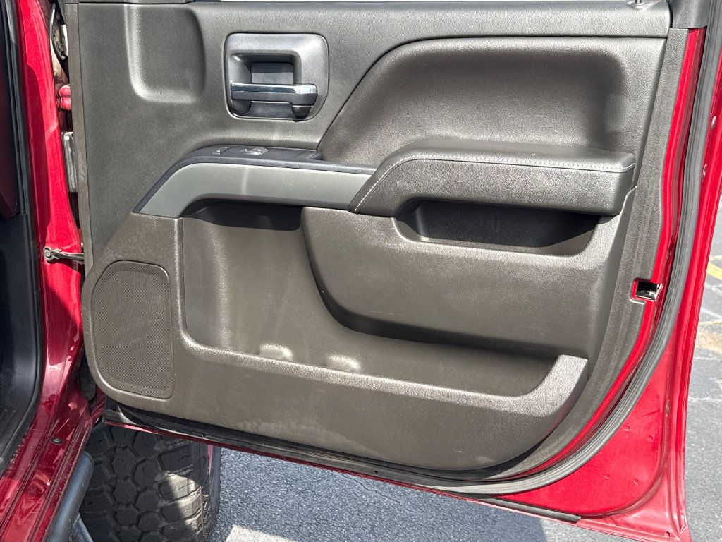 Used 2018 Chevrolet Silverado 1500 LT w/ All Star Edition AWD/4WD image 14