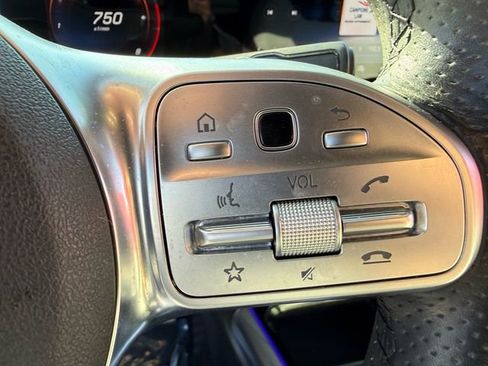 Used 2021 Mercedes-Benz GLA 250 image 30