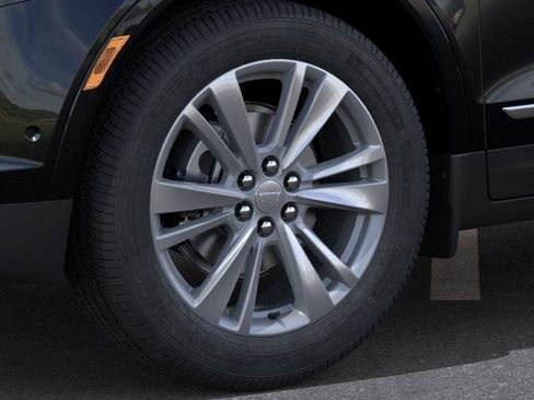 New 2026 Cadillac XT5 Premium Luxury w/ Driver Assist Package image 9