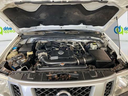 Used 2014 Nissan Xterra X image 12