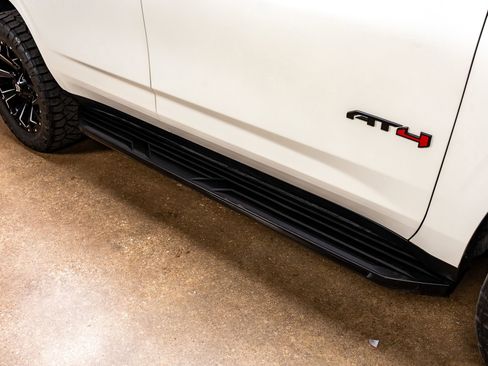 Used 2023 GMC Yukon AT4 image 12