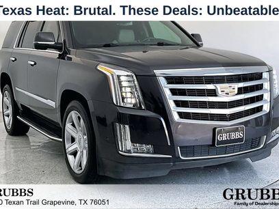 Used 2017 Cadillac Escalade Luxury