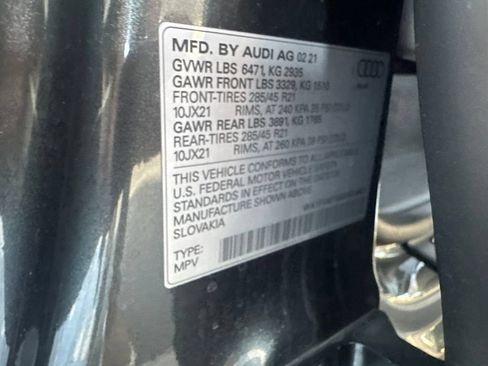 Used 2021 Audi Q8 Prestige AWD/4WD image 5