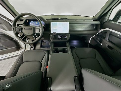 Used 2026 Land Rover Defender 110 S AWD/4WD image 15