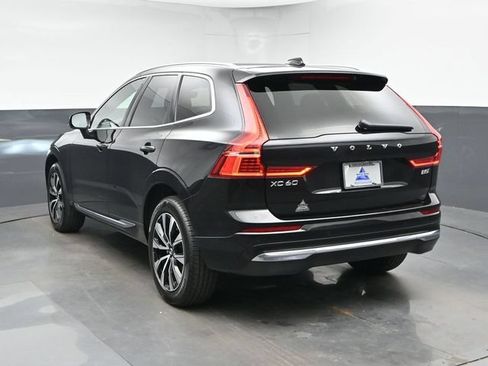 Used 2023 Volvo XC60 B5 Plus AWD/4WD image 8