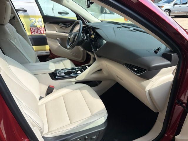 Used 2021 Buick Envision Essence FWD image 25