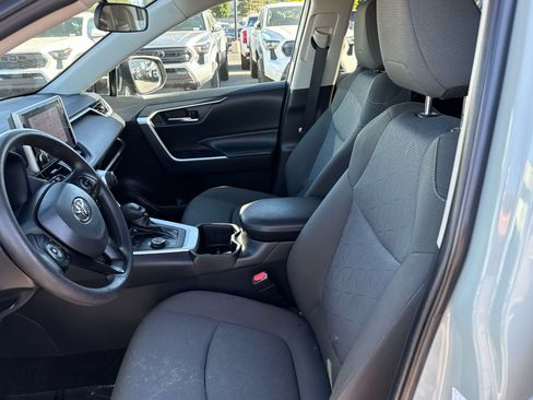Used 2023 Toyota RAV4 XLE AWD/4WD image 10