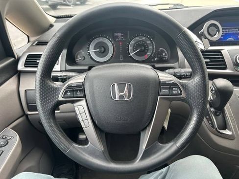 Used 2016 Honda Odyssey LX image 19