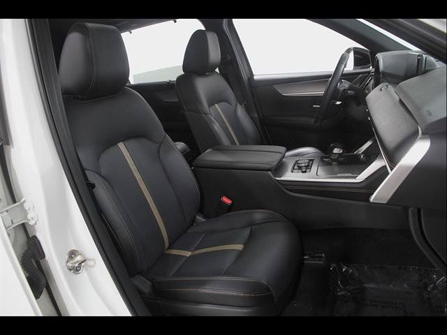 Certified 2026 MAZDA CX-90 3.3 Turbo S w/ Premium Package AWD/4WD image 16