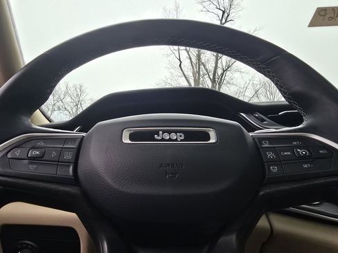 Used 2021 Jeep Grand Cherokee L Limited image 29