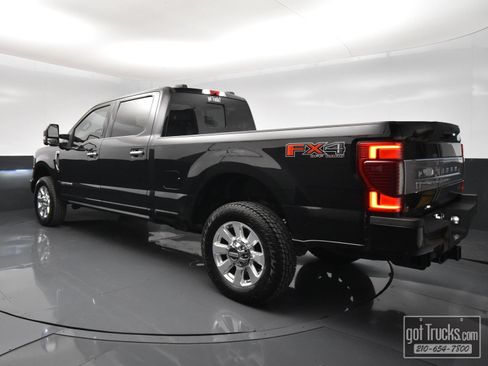 Used 2022 Ford F350 Platinum w/ FX4 Off-Road Package AWD/4WD image 5