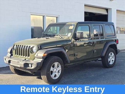 Used 2022 Jeep Wrangler Unlimited Sport AWD/4WD image 11