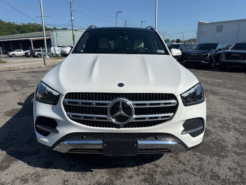 Used 2025 Mercedes-Benz GLE 350 4MATIC image 2