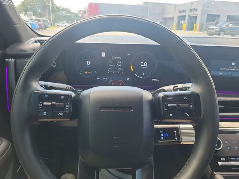 Used 2025 Hyundai Santa Fe Calligraphy AWD/4WD image 16