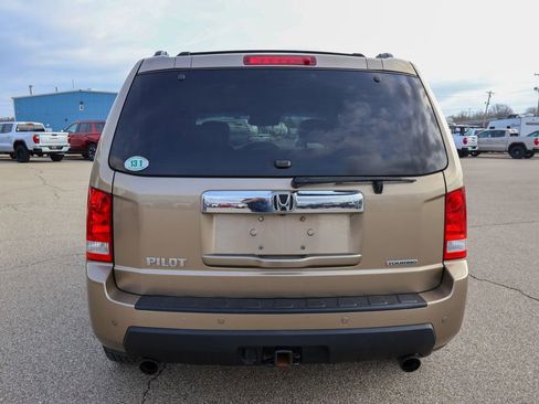 Used 2010 Honda Pilot Touring image 4