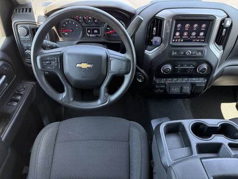 Used 2024 Chevrolet Silverado 2500 Custom w/ Custom Value Package AWD/4WD image 12
