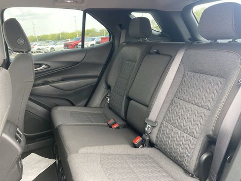 Used 2024 Chevrolet Equinox LT image 27