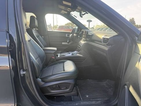 Used 2022 Ford Explorer Timberline w/ Timberline Technology Package AWD/4WD image 12