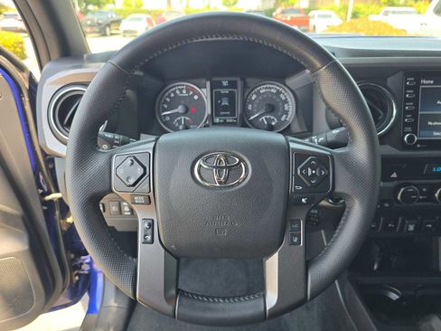 Used 2023 Toyota Tacoma TRD Sport w/ Technology Package AWD/4WD image 23