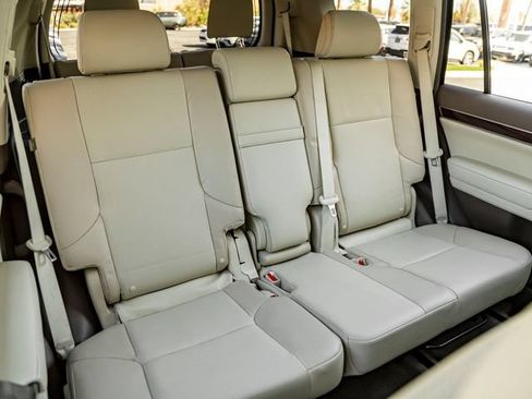 Used 2019 Lexus GX 460 Premium w/ Premium Package AWD/4WD image 30