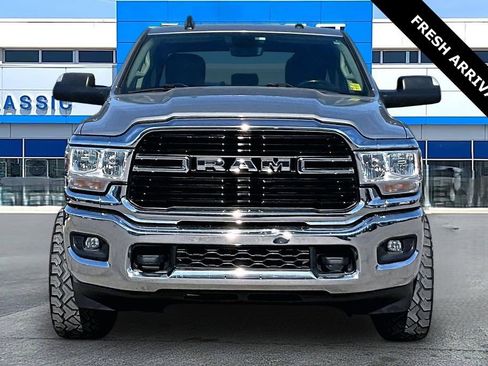 Used 2020 RAM 2500 Big Horn w/ Level 1 Equipment Group image 2