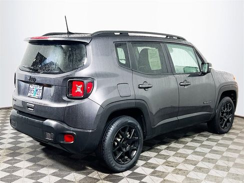 Used 2020 Jeep Renegade Altitude w/ UConnect 8.4 Nav Group image 8