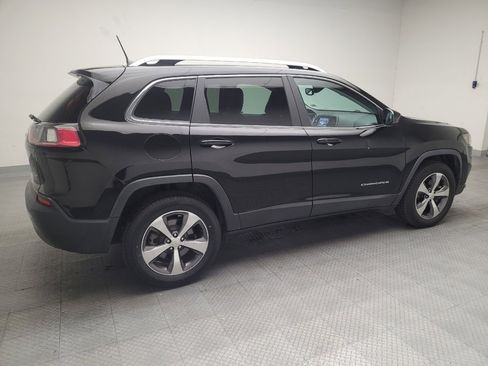 Used 2019 Jeep Cherokee Limited image 10