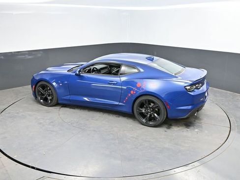 Used 2021 Chevrolet Camaro LT w/ RS Package RWD image 27