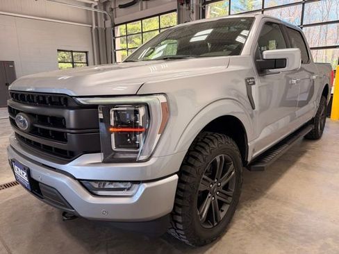Used 2022 Ford F150 Lariat w/ Equipment Group 502A High AWD/4WD image 4