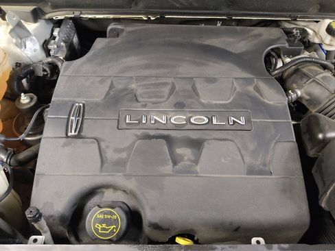 Used 2018 Lincoln MKX Reserve FWD image 30