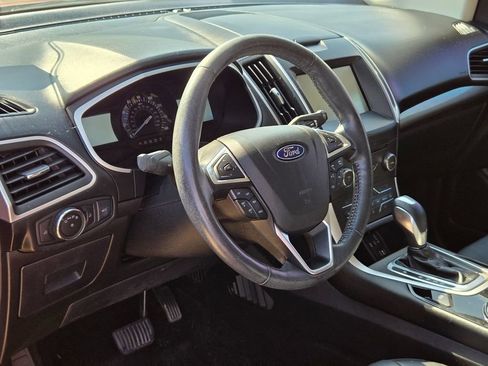 Used 2015 Ford Edge SEL w/ Equipment Group 201A FWD image 6