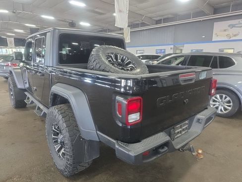 Used 2020 Jeep Gladiator Sport w/ Quick Order Package 24S AWD/4WD image 4