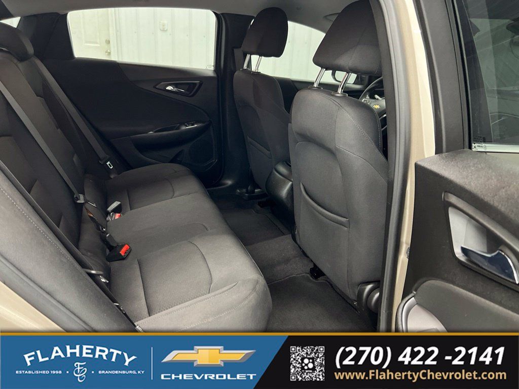 Used 2022 Chevrolet Malibu LS FWD image 13